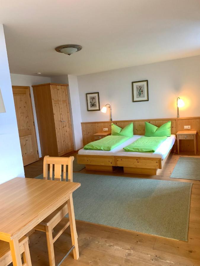 Walserklause Ferienwohnung Raggal エクステリア 写真